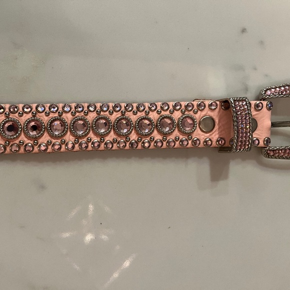 Gorgeous Vintage Kippys Pink Belt w/ Pink Swarovski Crystals, Leather, sz S / M main image 10